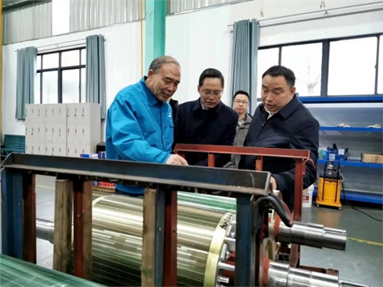 縣委書記耿鵬調研威能公司新廠區(qū) 縣委書記耿鵬調研威能公司新廠區(qū)