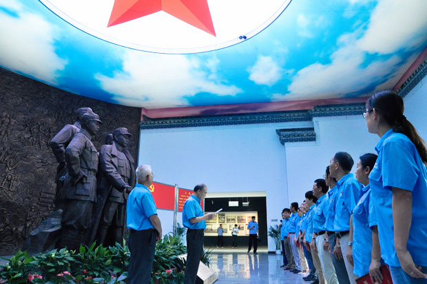 皖南電機(jī)開展了一次主題黨日活動 皖南電機(jī)開展了一次主題黨日活動