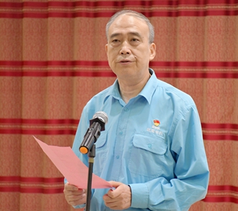 皖南電機:黨委書記管兵上黨課 皖南電機:黨委書記管兵上黨課